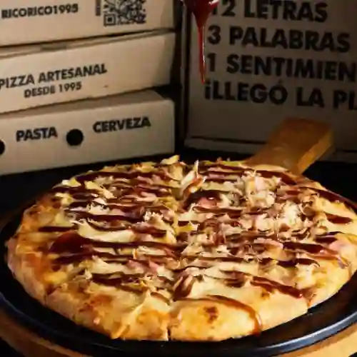 Pizza Mediana Pollo Tocineta Bbq