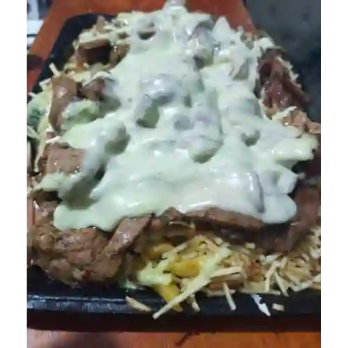 Salchipapa 4 Carnes