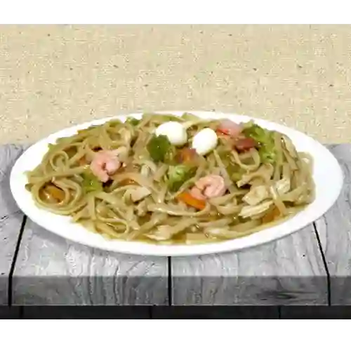 Chow Mein Mediano
