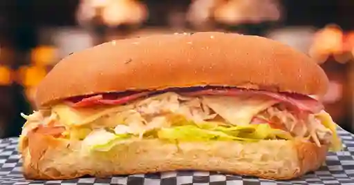 Sándwich Especial de Pollo