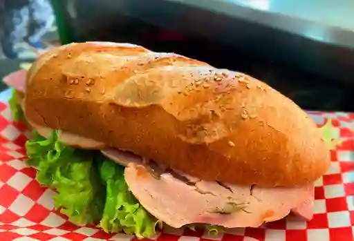 Sándwich Pavo Relleno