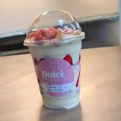 Fresas con Crema de 16 Onzas Grande