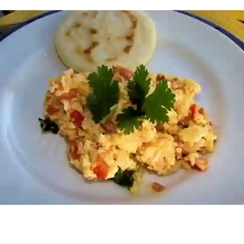 Huevo Perico con Arepa