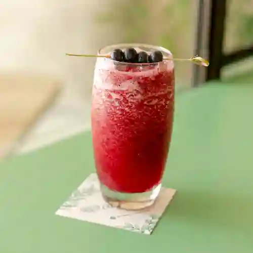 Jugo Red Berries 12 Oz