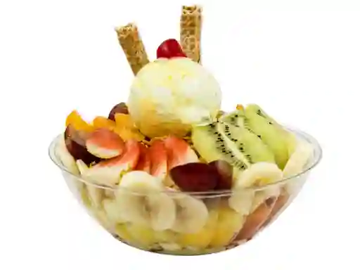 Ensalada de Frutas con Helado