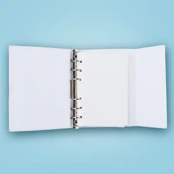 Libreta Hojas Sueltas Banda B6 Pu Serie One Piece Beige Miniso