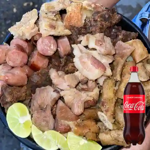 Combo Familiar + Coca-Cola Sabor Original 1.5 l