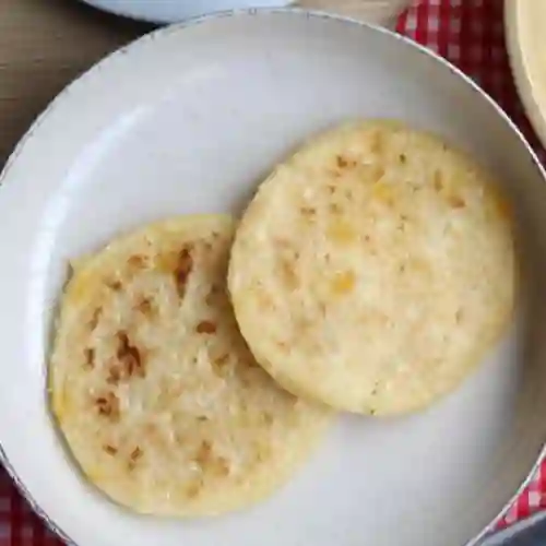 Arepas de Yuca y Maiz Peto