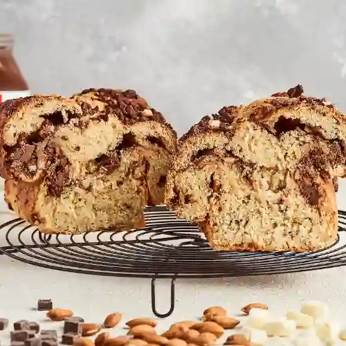 Pan de Chocolate con Almendras