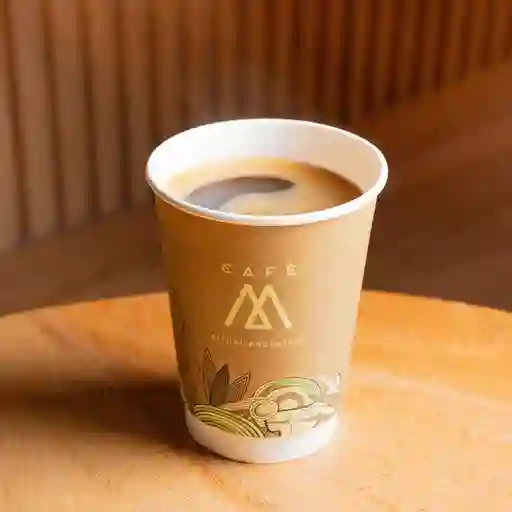 Bebida caliente libano-americano