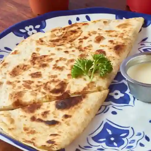 Quesadilla de Pollo y Champiñones