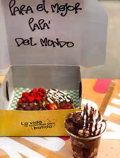 Waffle Regalo y Malteada Kinder Bueno