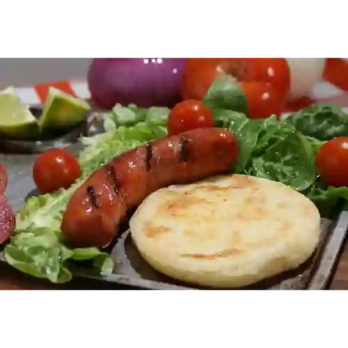 Chorizo con Arepa