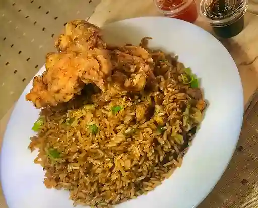 Arroz Chino con Pollo Apanado