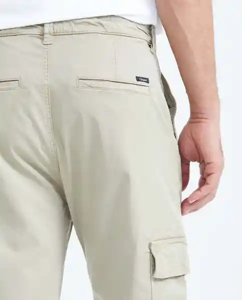 Pantalón Hombre Verde Oleoso Medio 34 Chevignon