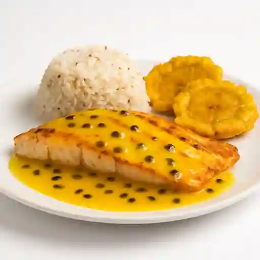 Filete de Robalo en Salsa de Maracuya