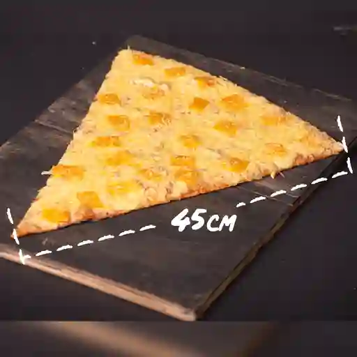 Pizza quesos 4 porciones