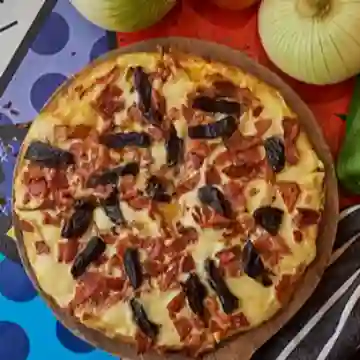 Pizza de Tocineta con Ciruela