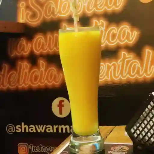 Jugo natural en leche