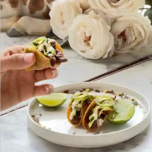 3 Tacos de Lomito