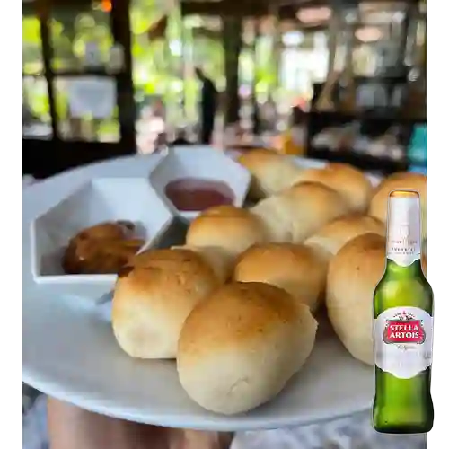 Combo Mini Pandebonos c/ Arequipe + Stella Artois 330ml