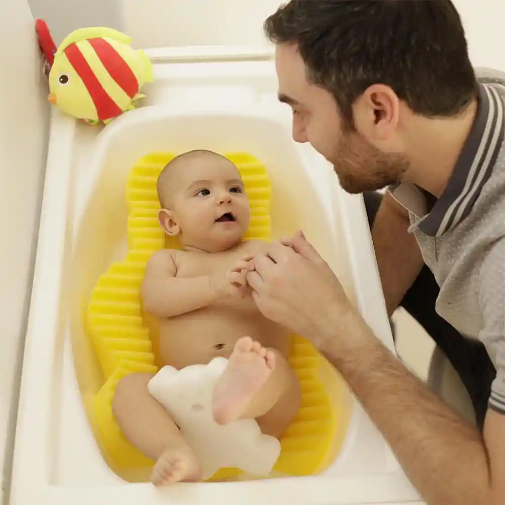 Toral Espuma Para Bañera Jabonoso Amarillo