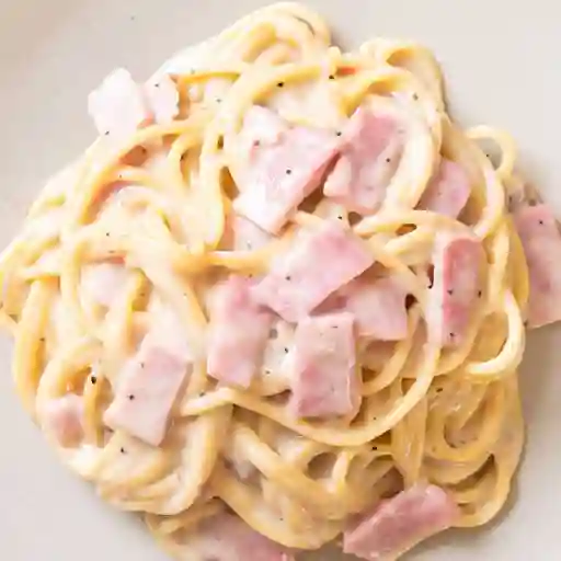 Pasta con jamón
