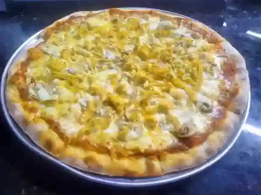 Pizza Pollo Champiñón