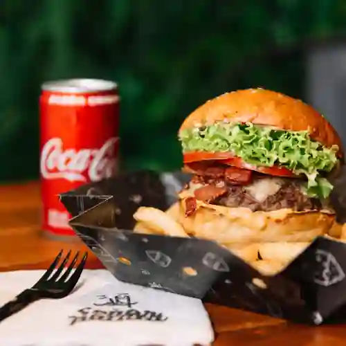 Combo Burguer + Papas + Cocacola Lata