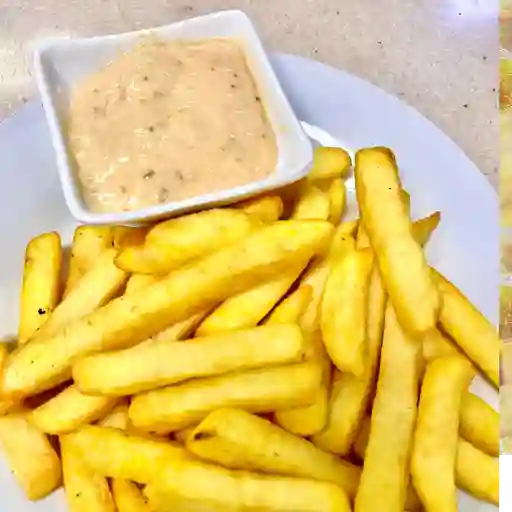 Porción de papas a la francesa