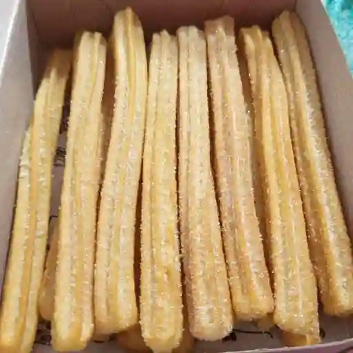 Churros x 15 und + 3 topping