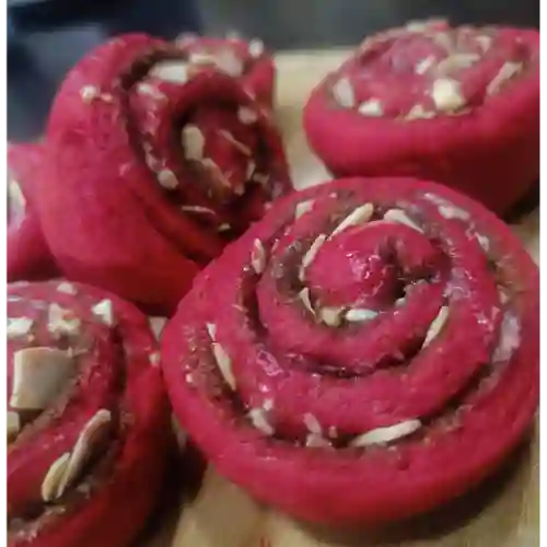 Red Velvet Cinnamon Rolls X 4