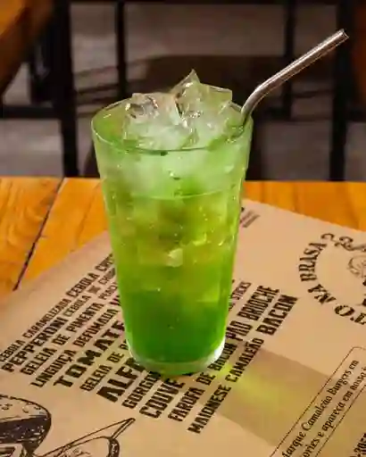 Soda Frutos Verdes 16 Oz