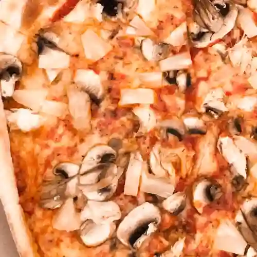 Pizza Pollo Champiñones