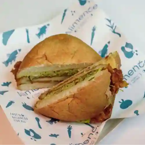 Sandwich Pollo Crunchy con Acompañante