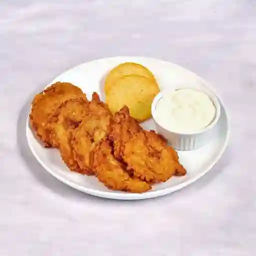 Chicharron con patacones y suero