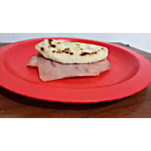 Arepa con Jamón