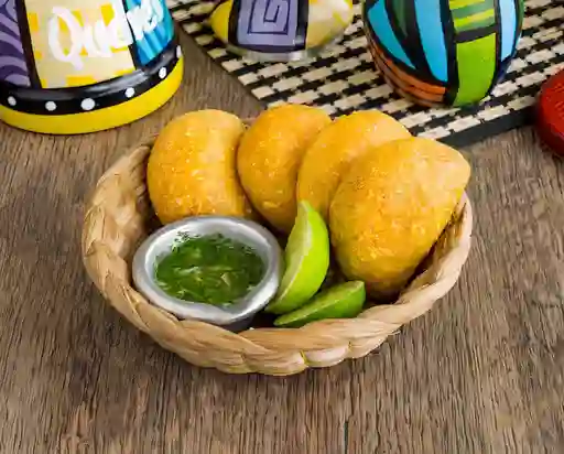 Canasta 4 Empanadas Cachacas