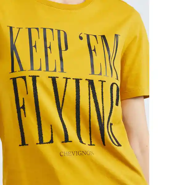 Camiseta Graphic Keep Mujer em Amarillo Talla S Chevignon