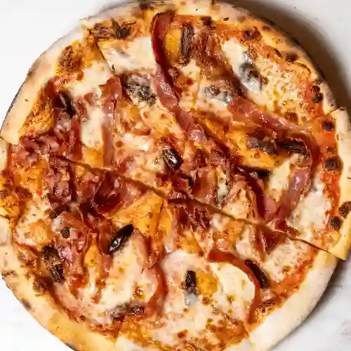 Pizza Dátiles y Tocineta