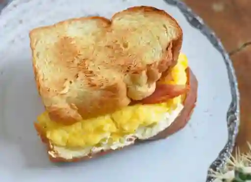 Egg Sándwich