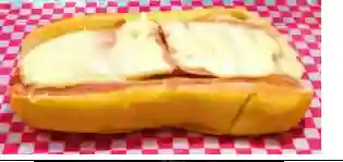Perro Caliente Italo Suizo con Pollo