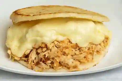 Arepa de Pollo con Champiñones
