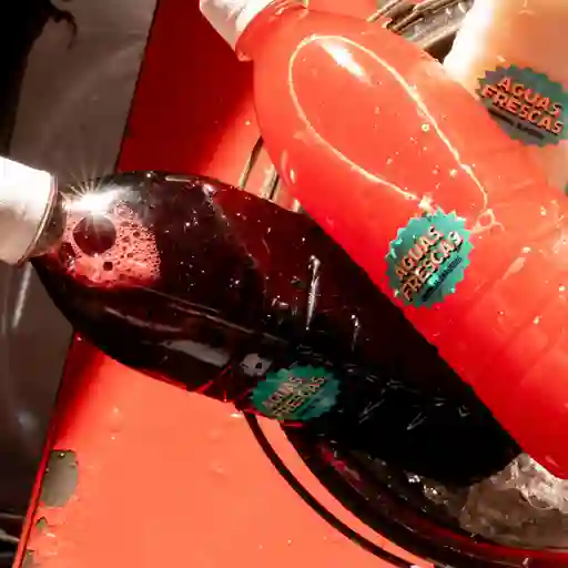 Agua fresca de jamaica