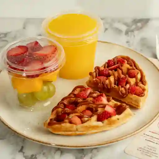 Desayuno waffles de avena y banano