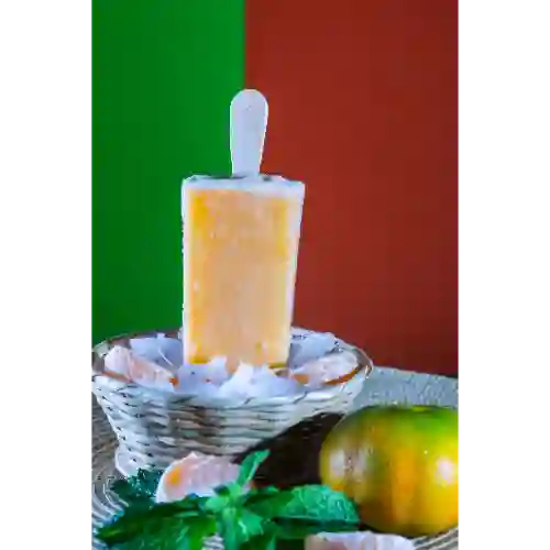 Paleta de Agua y Fruta Natural Mandarina
