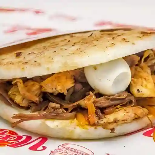 Arepa Rellena Pollo