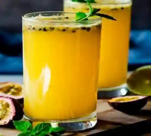 Jugo de Maracuyá en Agua