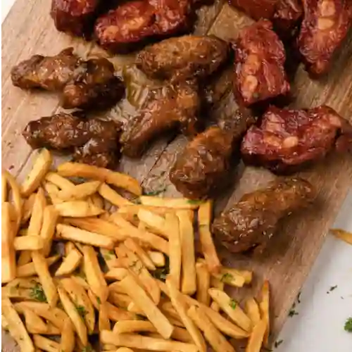 6 Alas y 6 costillas + papas