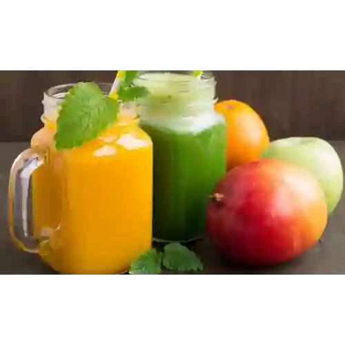 Jugo de Mango en Agua